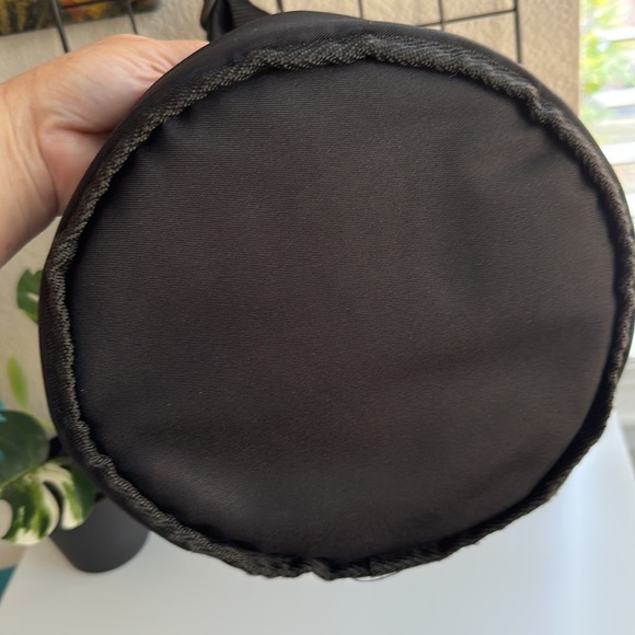 B18 Round Pyrex bag - Picture 4 of 5